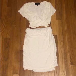 Lulu’s crop top and skirt outfit